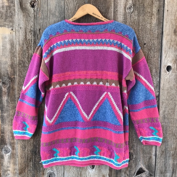 VTG 80s-90s Hand Knit Sweater, Bold Geometric Floral, Medium Oversized - Picture 5 of 6
